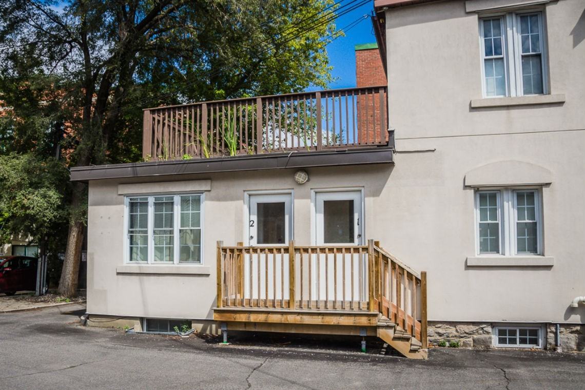 301 Laurier Ave. East Apartments 301 Laurier Ave E, Ottawa, ON K1N 6P8 Zumper