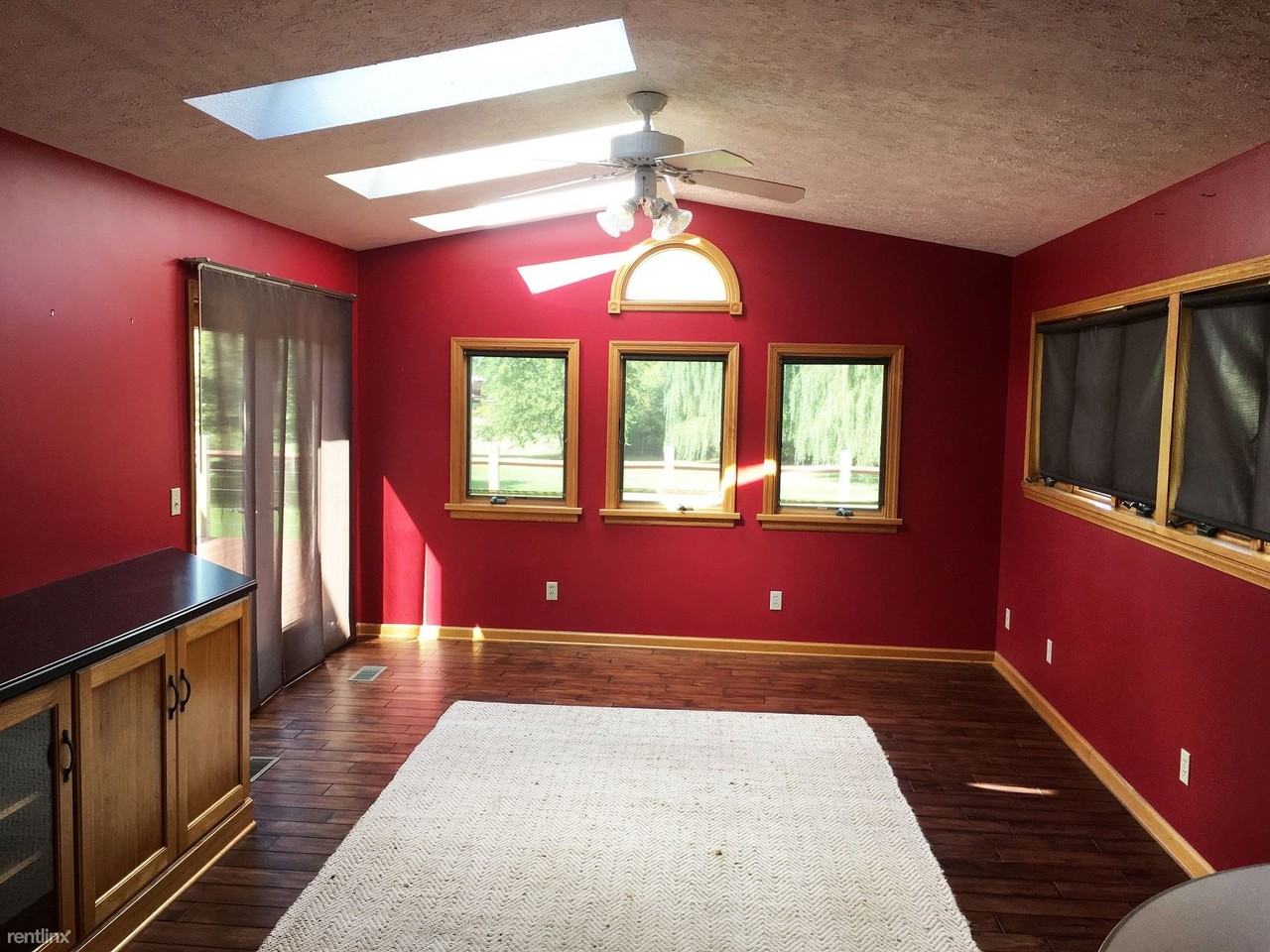 2589 Hagadorn Rd - Photo 2 of 22