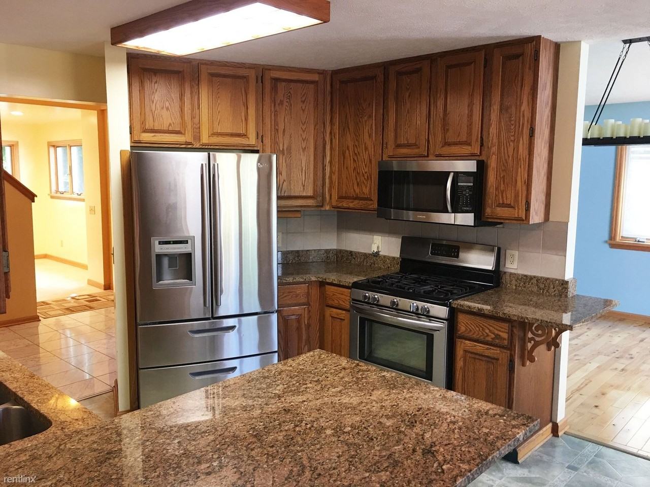 2589 Hagadorn Rd - Photo 3 of 22