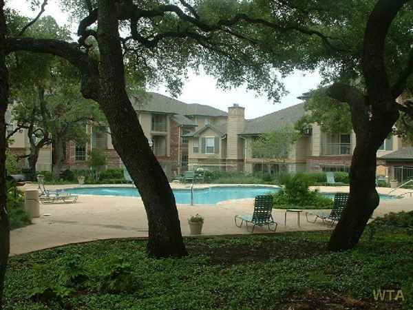Loop 1604 East and Henderson Pass - Photo 2 of 10