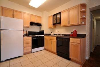 Heritage Park Apartments - Photo 2 of 9