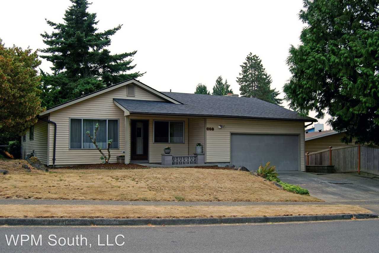 609 S 25th St - Photo 3 of 39