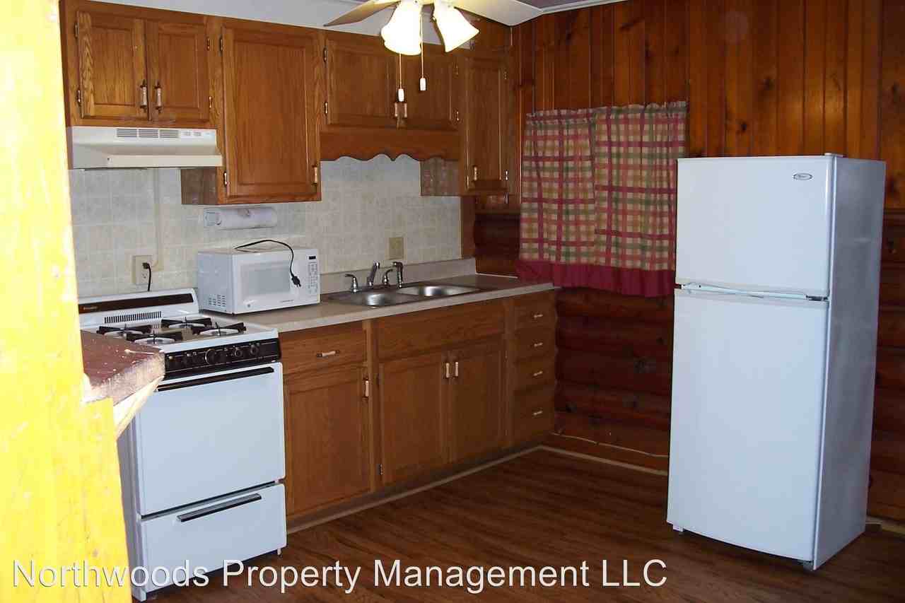 416 Manitowish St - Photo 3 of 9