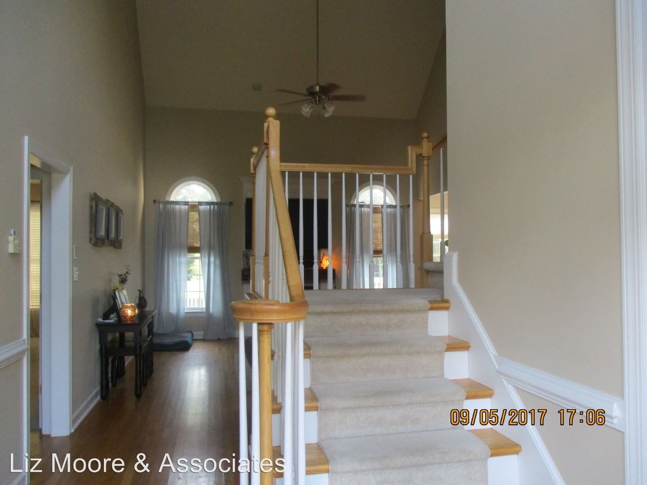103 Fisher Ct - Photo 2 of 33