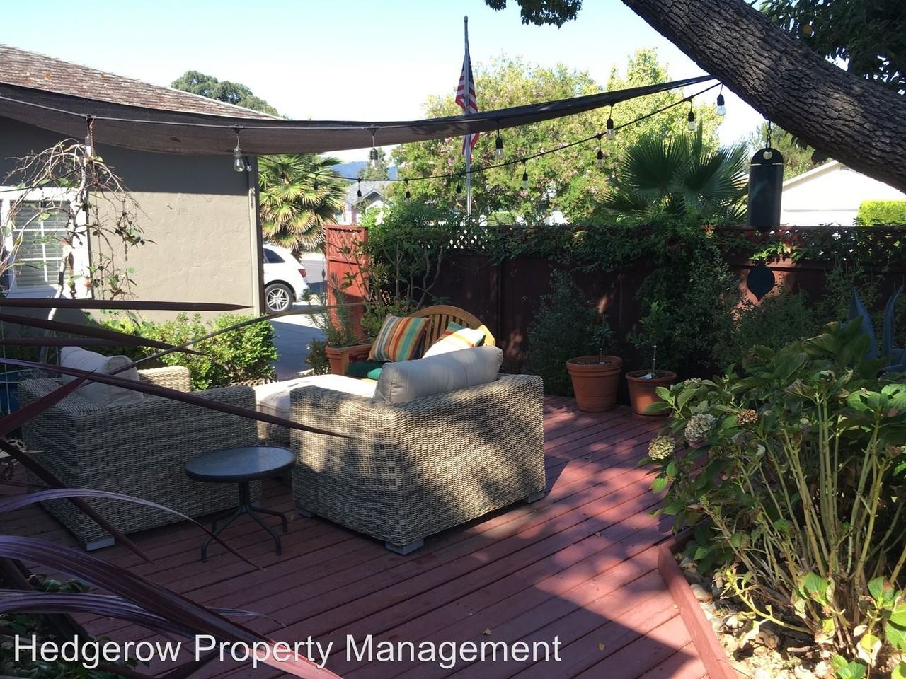 1879 Mulberry St - Photo 3 of 24