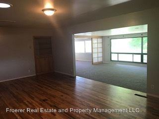 1376 Kingston Dr - Photo 3 of 24