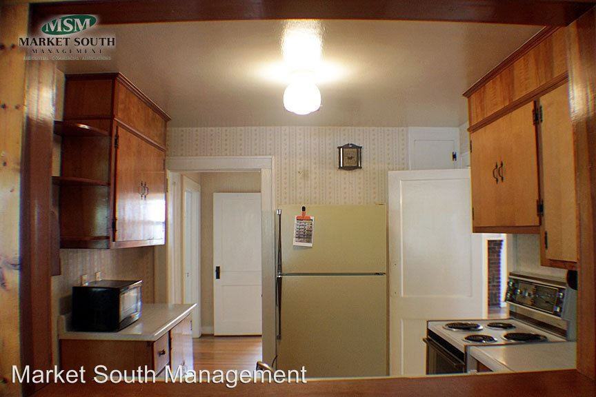 2230 New York Ave - Photo 2 of 15