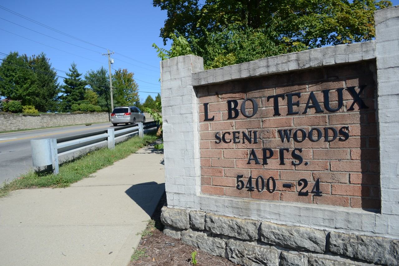 5424 Hamilton Ave - Photo 3 of 8