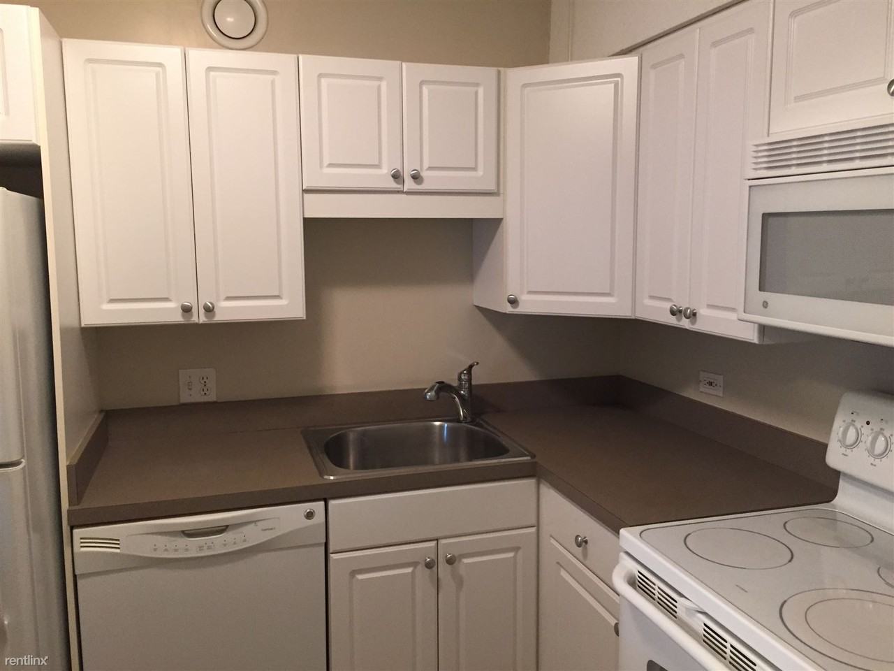 10 E Ontario St #2606 - Photo 3 of 25