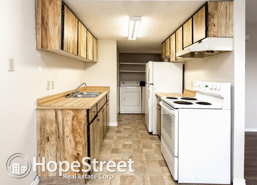 8403 29 Avenue NW - Photo 3 of 14