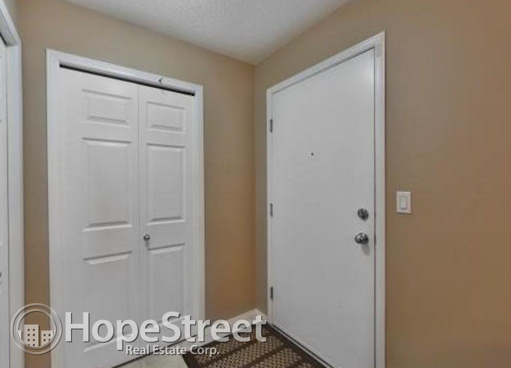 505 Railway Street W - Photo 2 of 11