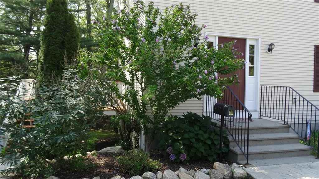 101 Pilgrim Ave - Photo 2 of 26