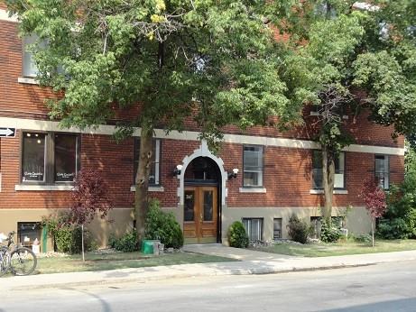 2147 Avenue de Vendôme - Photo 2 of 13