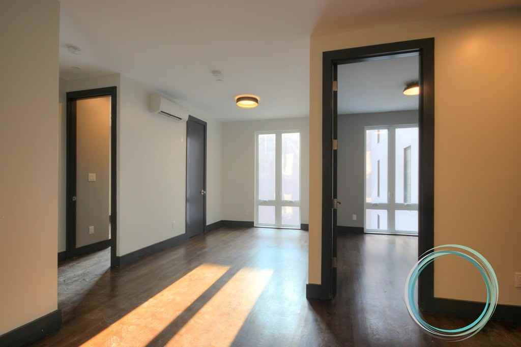 276 Nostrand Avenue #03B