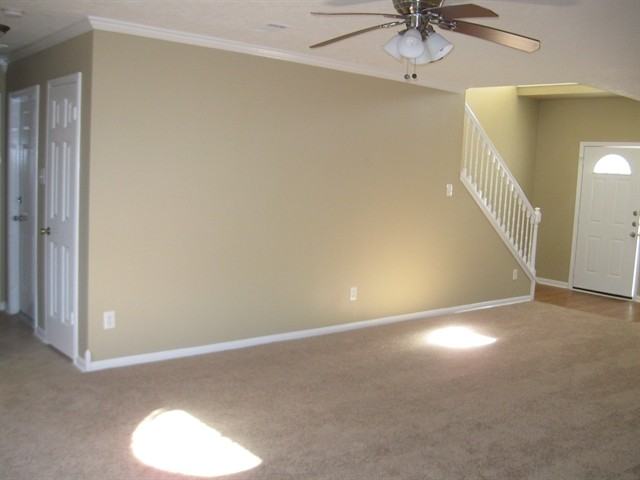 1803 Oak Ridge Dr - Photo 2 of 11