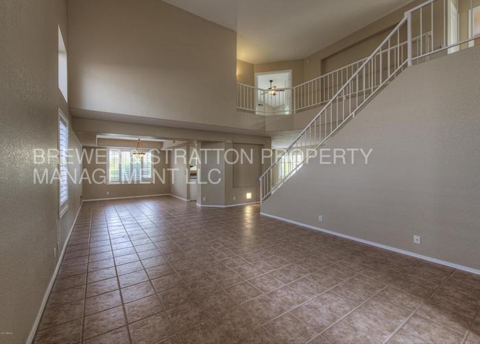 23610 N 58th Dr - Photo 3 of 15