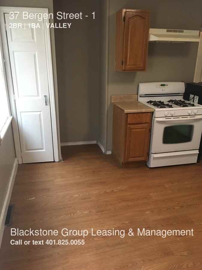 37 Bergen St #1 - Photo 2 of 8