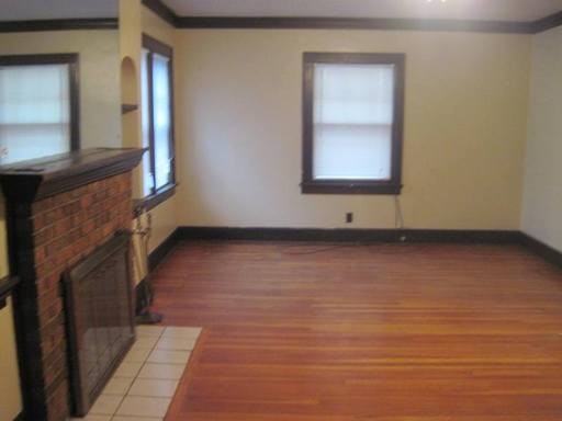 1182 SW Garfield Ave - Photo 3 of 16