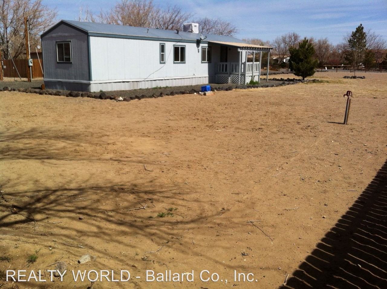 3621 Cypress St - Photo 2 of 11