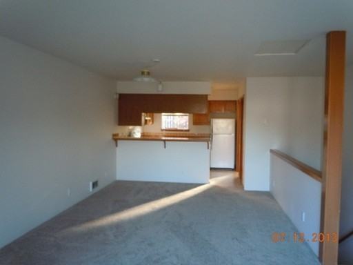 2824 Valencia St - Photo 3 of 7