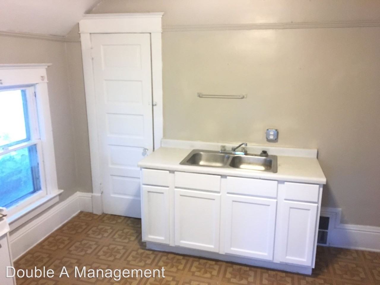 1023 W 3rd St. - Photo 3 of 6