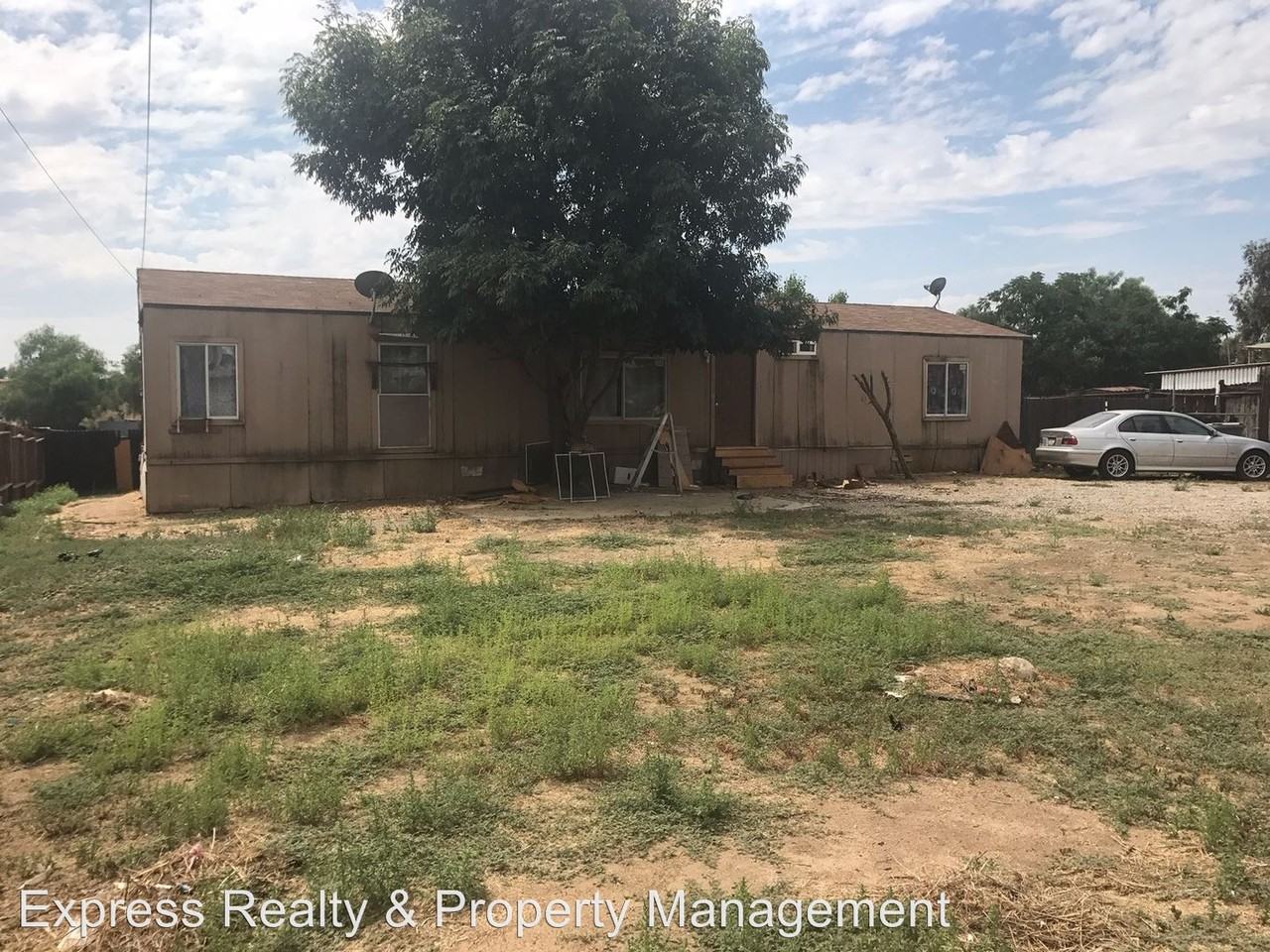 21611 Bailly St - Photo 3 of 4