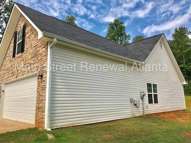 135 Oak Meadows Dr - Photo 2 of 18