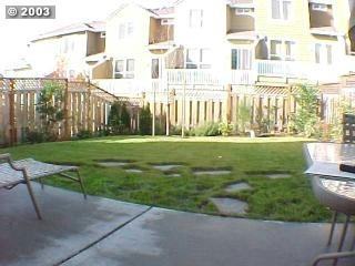 2845 NW Kennedy Ct - Photo 2 of 5