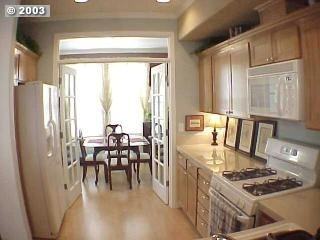 2845 NW Kennedy Ct - Photo 3 of 5