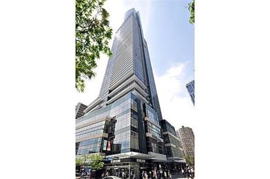 388 Yonge Street 6007 Toronto On M5g 2k2 2 Bedroom Condo For