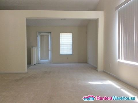 5724 Rockingwood Ln - Photo 3 of 10