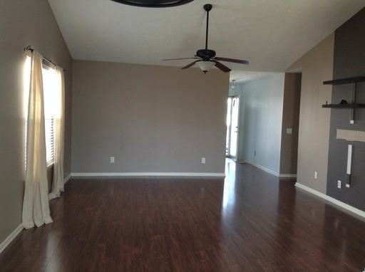 1421 Wagon Ct - Photo 2 of 21