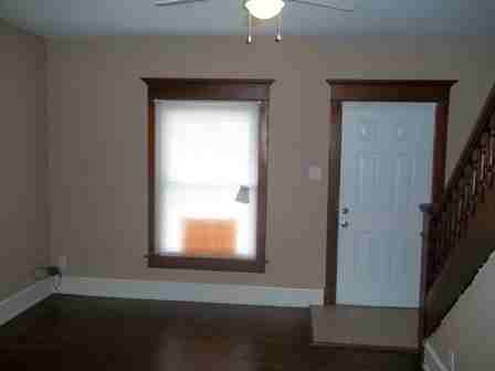 309 Moore St - Photo 3 of 7