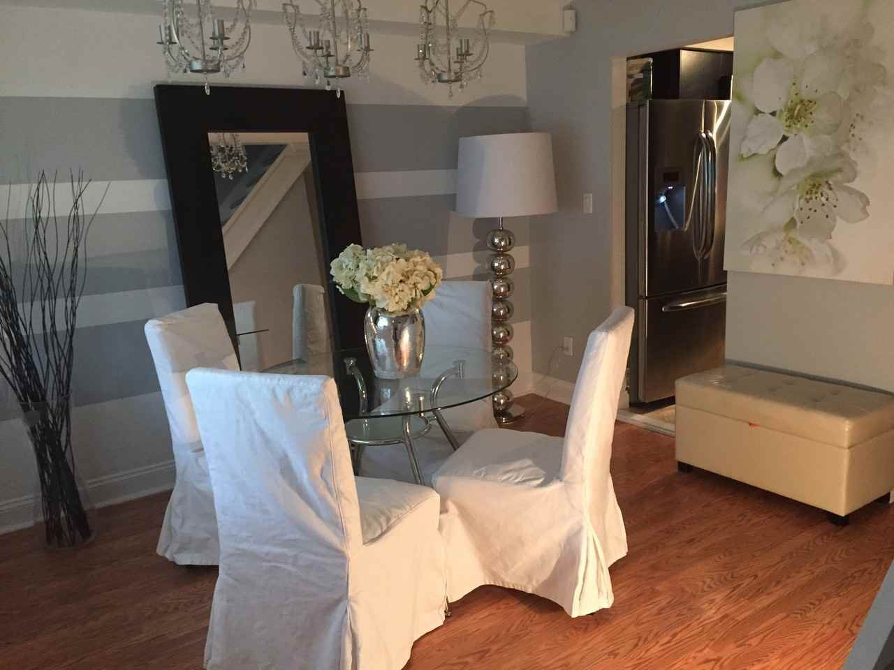 137 Hill Crescent - Photo 3 of 7