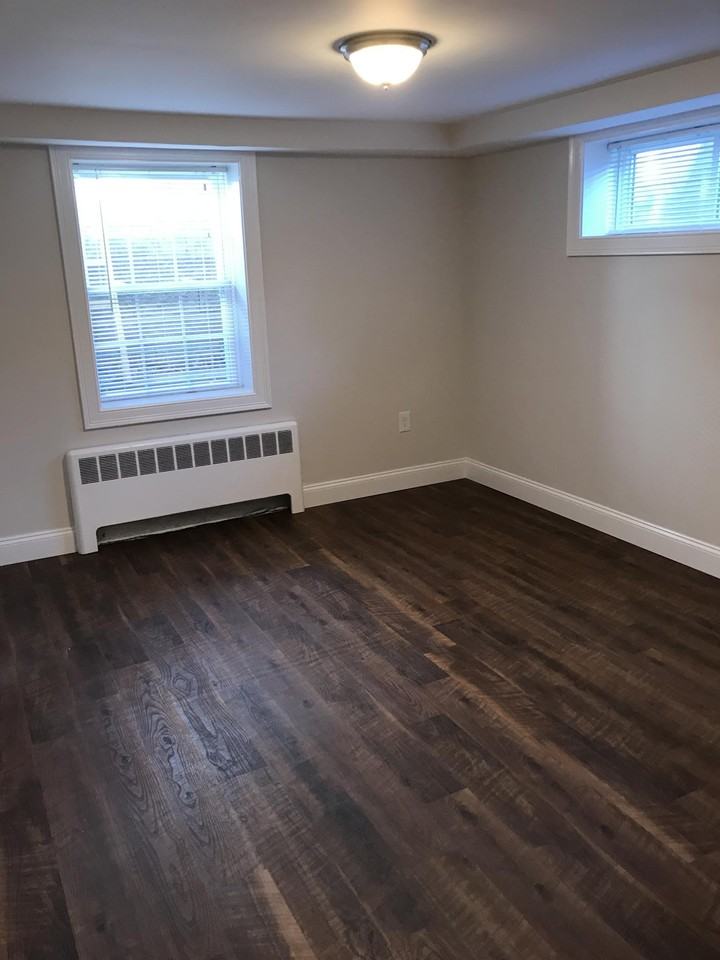 272 Main St - Photo 3 of 6