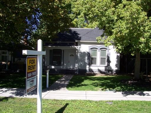 550 W 300 N - Photo 2 of 9