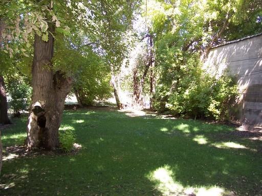 550 W 300 N - Photo 3 of 9