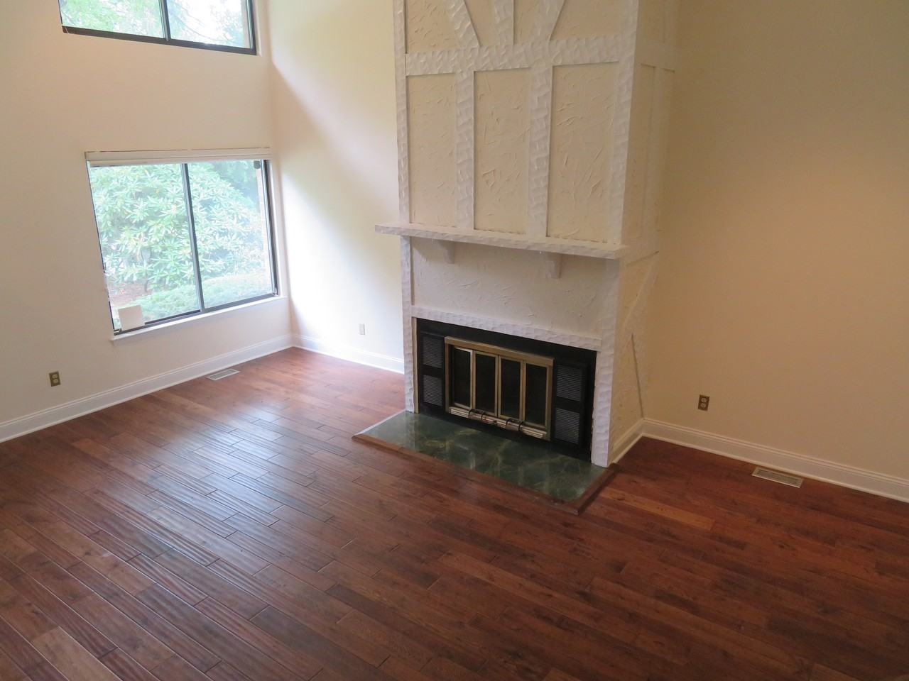 31 The Hamlet - Photo 2 of 16