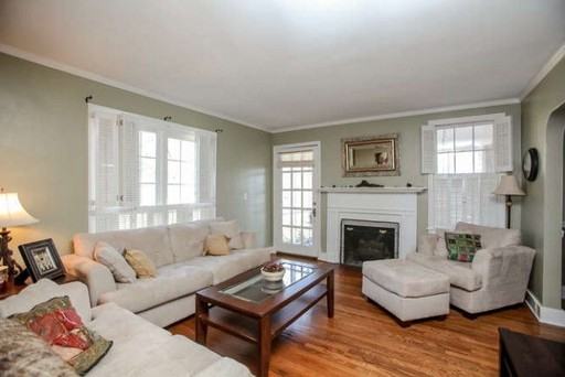 608 Peachtree Rd - Photo 2 of 9