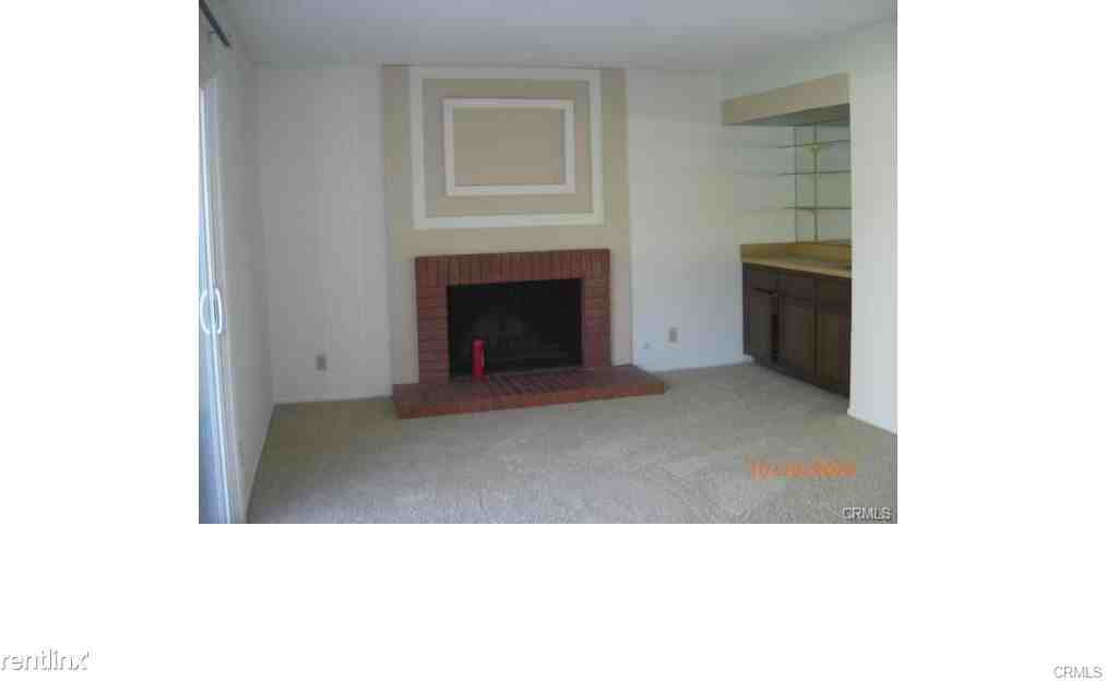3233 Singingwood Dr - Photo 2 of 6