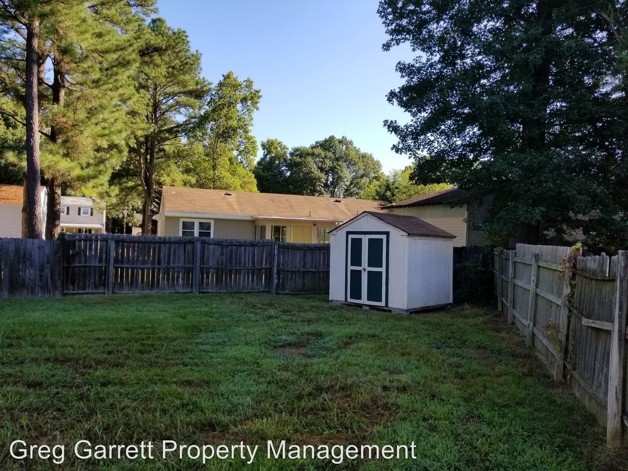 837 Palace Ct - Photo 2 of 40