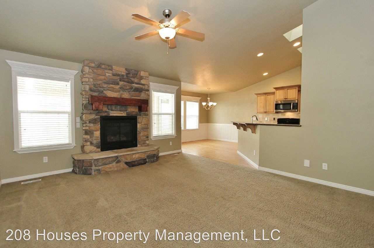 3032 E Ragusa St - Photo 3 of 24