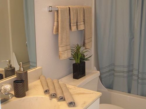 100 A Marsh Point Drive - Photo 2 of 12