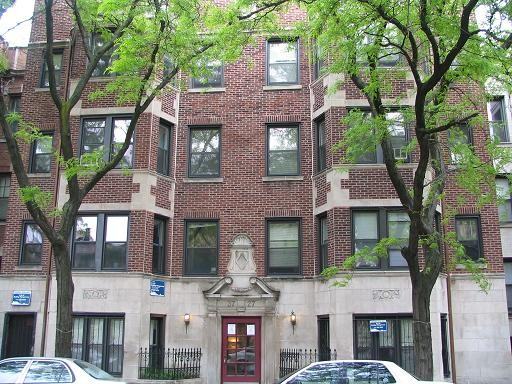 3727 North Pine Grove Avenue #208