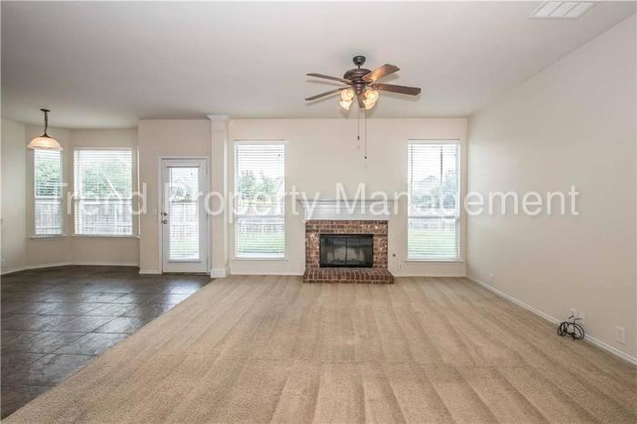 9900 Sourwood Dr - Photo 2 of 21