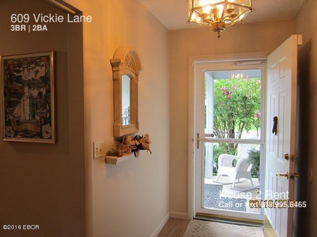 609 Vickie Ln - Photo 2 of 12