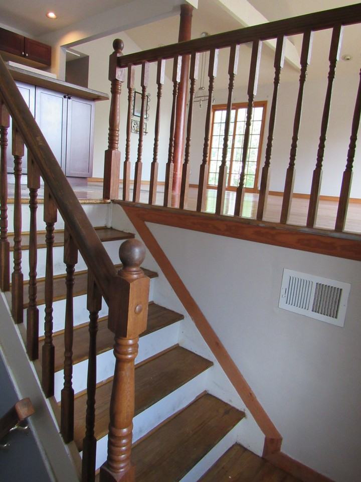 1090 Arden Ave #1 - Photo 3 of 14