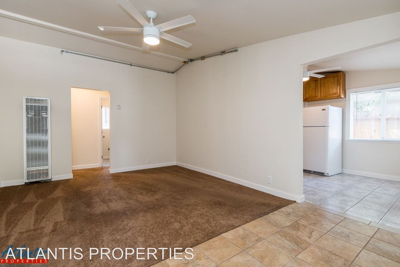 1817 Doane Ave - Photo 2 of 9