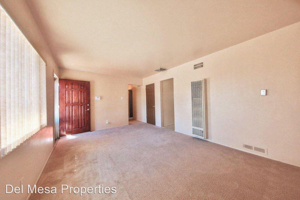 1530 Clancy Dr NE - Photo 2 of 8