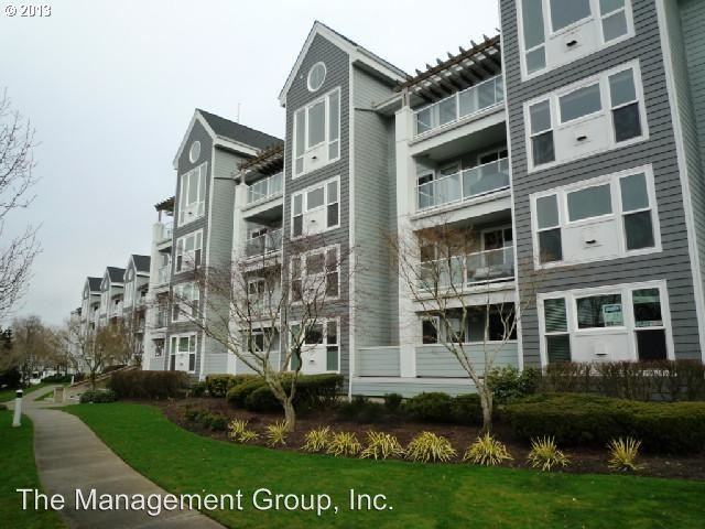 520 SE Columbia River Dr #212